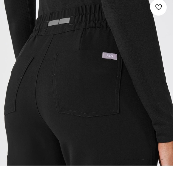 Figs Black Dowa Scrub Cargo Pants - Picture 3 of 7